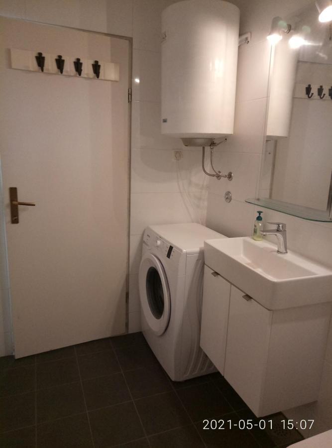 Apartman Vivian Pula Buitenkant foto
